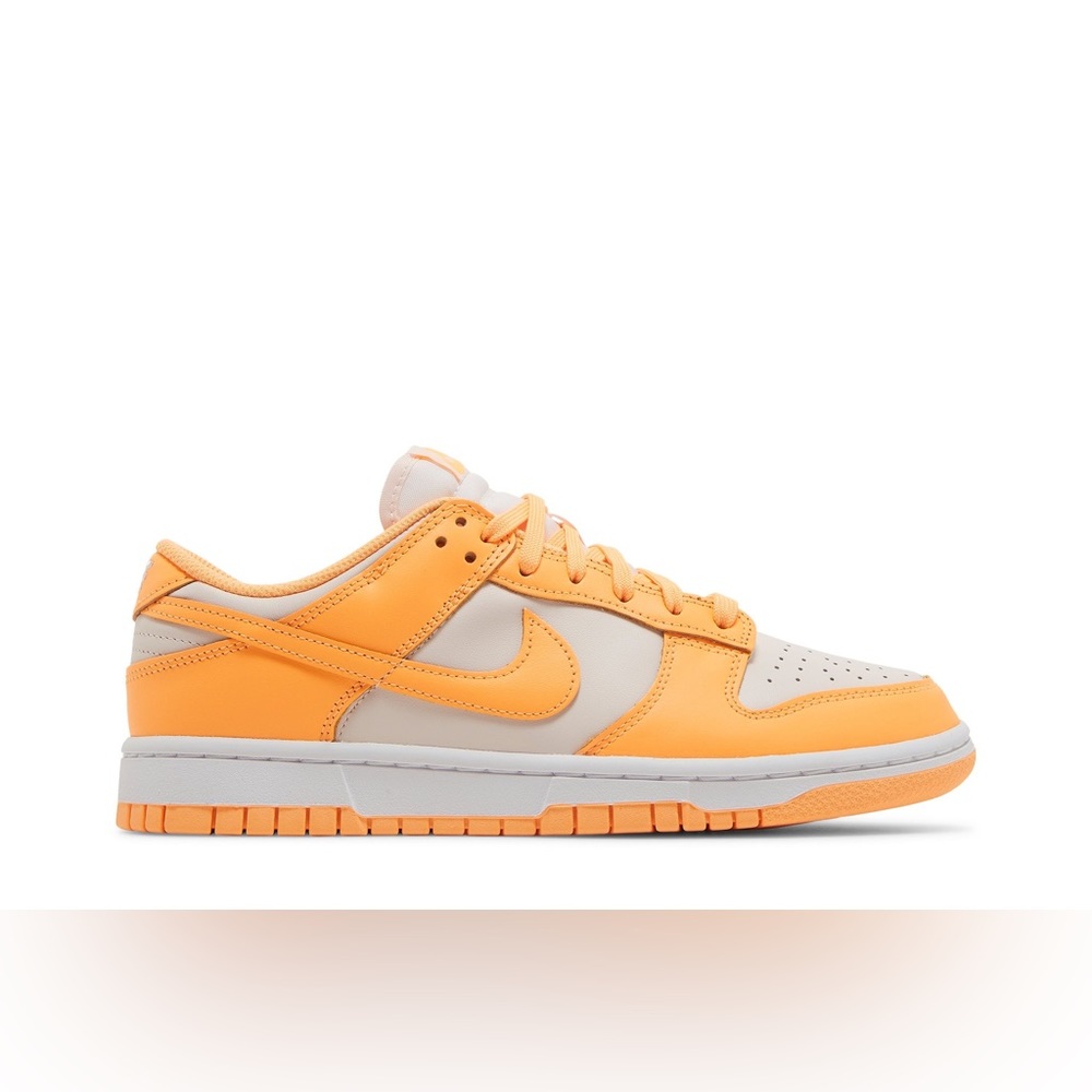 Womens peach dunks 8